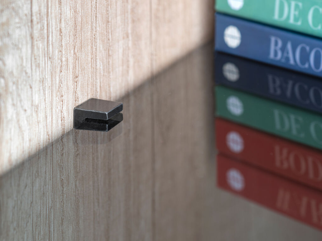 8-delige hoogwaardige glazen plankdragers, oppervlak: zwart, 5 mm (13/64"), 4007953. Glazen plankbeugels voor glazen planken, glazen kastplanken, badkamerkasten en nog veel meer, door EMUCA - Afbeelding 4