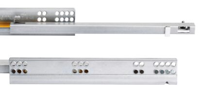 Vloergeleiders, draagvermogen: 25 kg (56 lbs), 250 mm (9-27/32"), Uitvoering: Gedeeltelijke uittrekinrichting met softclose, 3019005. Hoogwaardige ondervloeruittrekelementen voor houten lades, houten lades, houten planken en nog veel meer, van EMUCA - Afbeelding 4